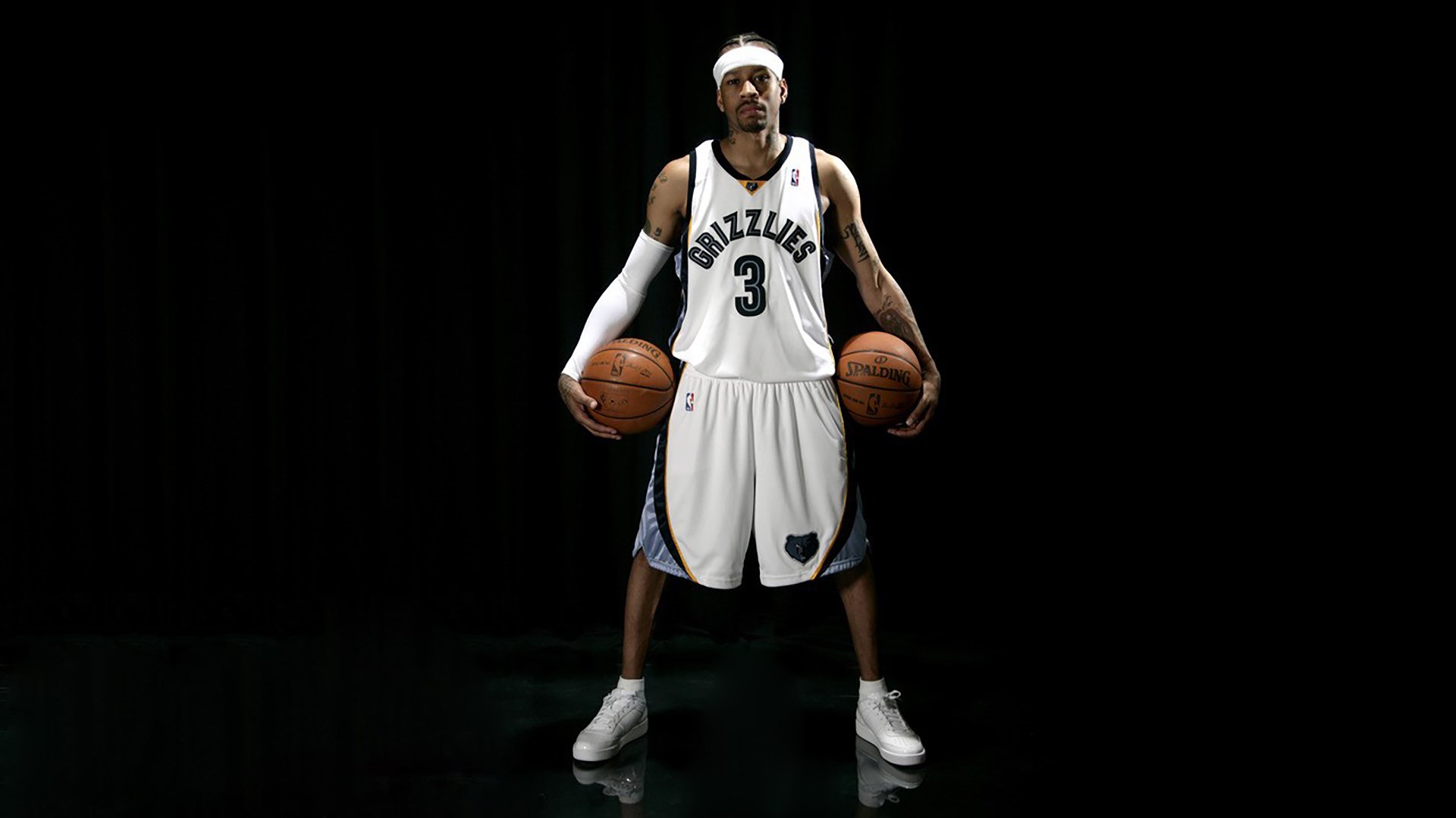 乔纳·隆戈的名字永远与全黑队的胜利紧密相连，乔纳是什么